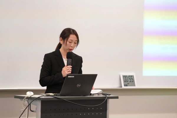 院生の発表の様子