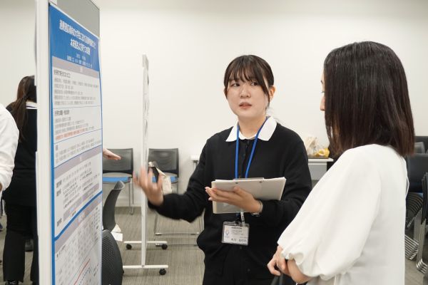中間発表会の様子