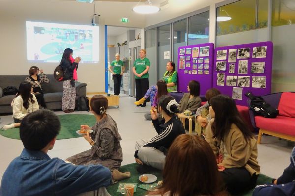 ロヒカール・プレイグランドでのコーヒータイム