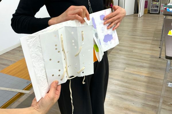 オリジナルの「触る絵本」作りワークショップ