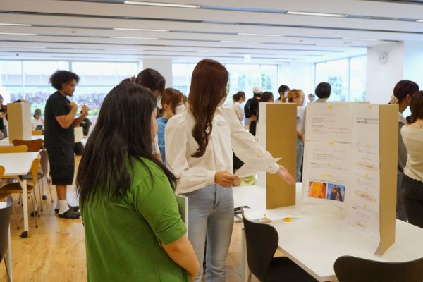 資料を指さしながら発表するなど、発表の仕方を工夫した様子も見られました