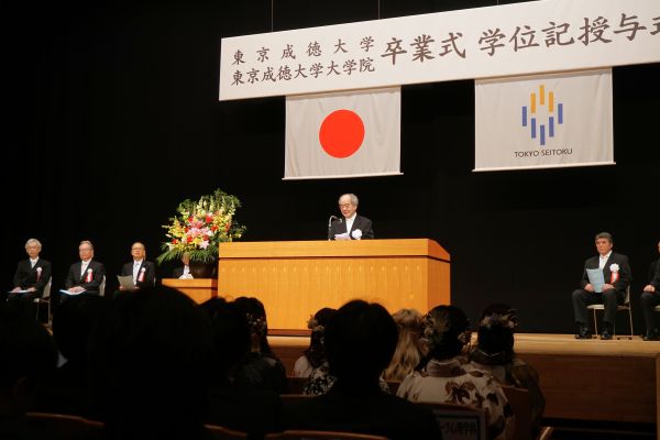  吉田 富二雄学長　告辞